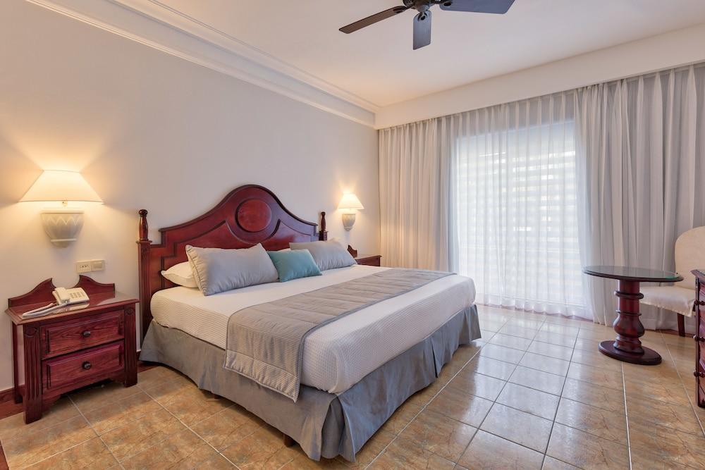 Senator Puerto Plata Vip Hotel Exterior photo